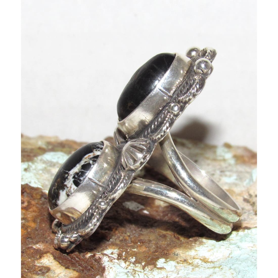 Navajo White Buffalo Ring Sz 9 Adjustable Sterling Silver Signed