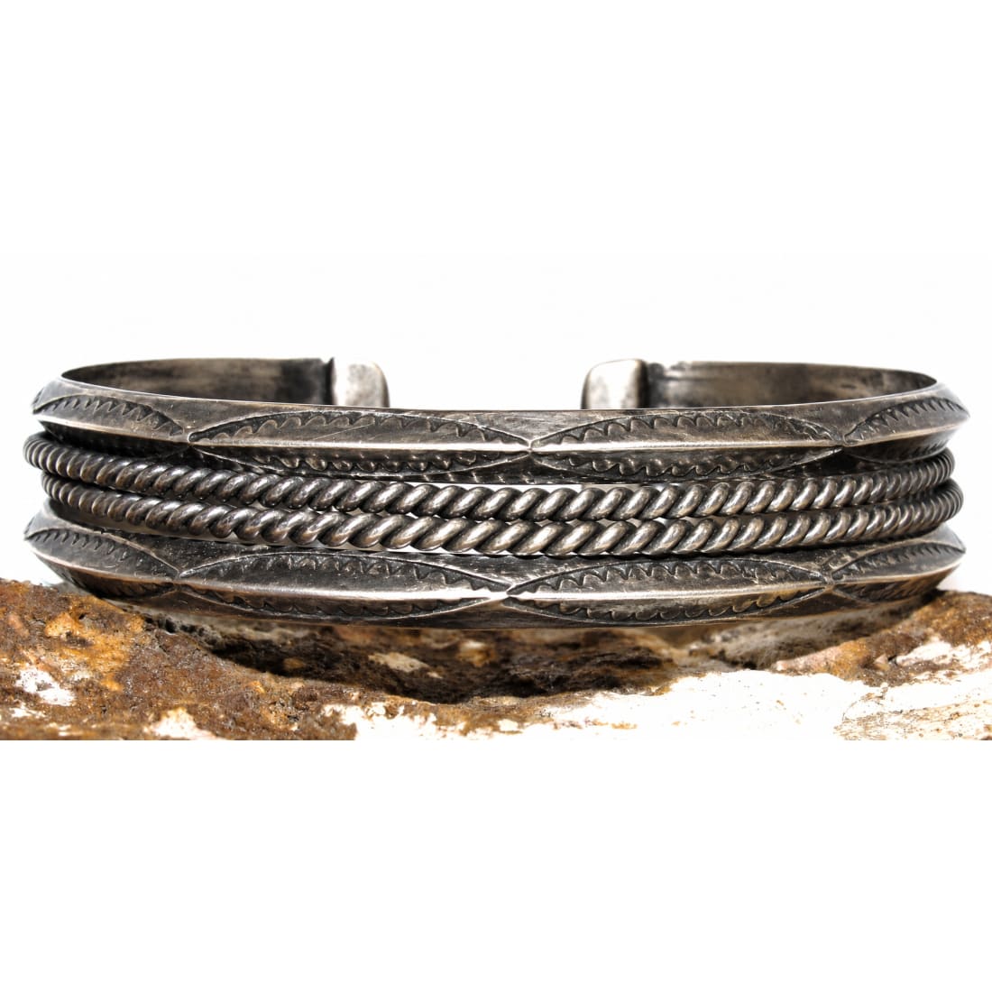 Old Pawn Navajo Double Carinated Ingot Cuff Bracelet Sterling Silver Native