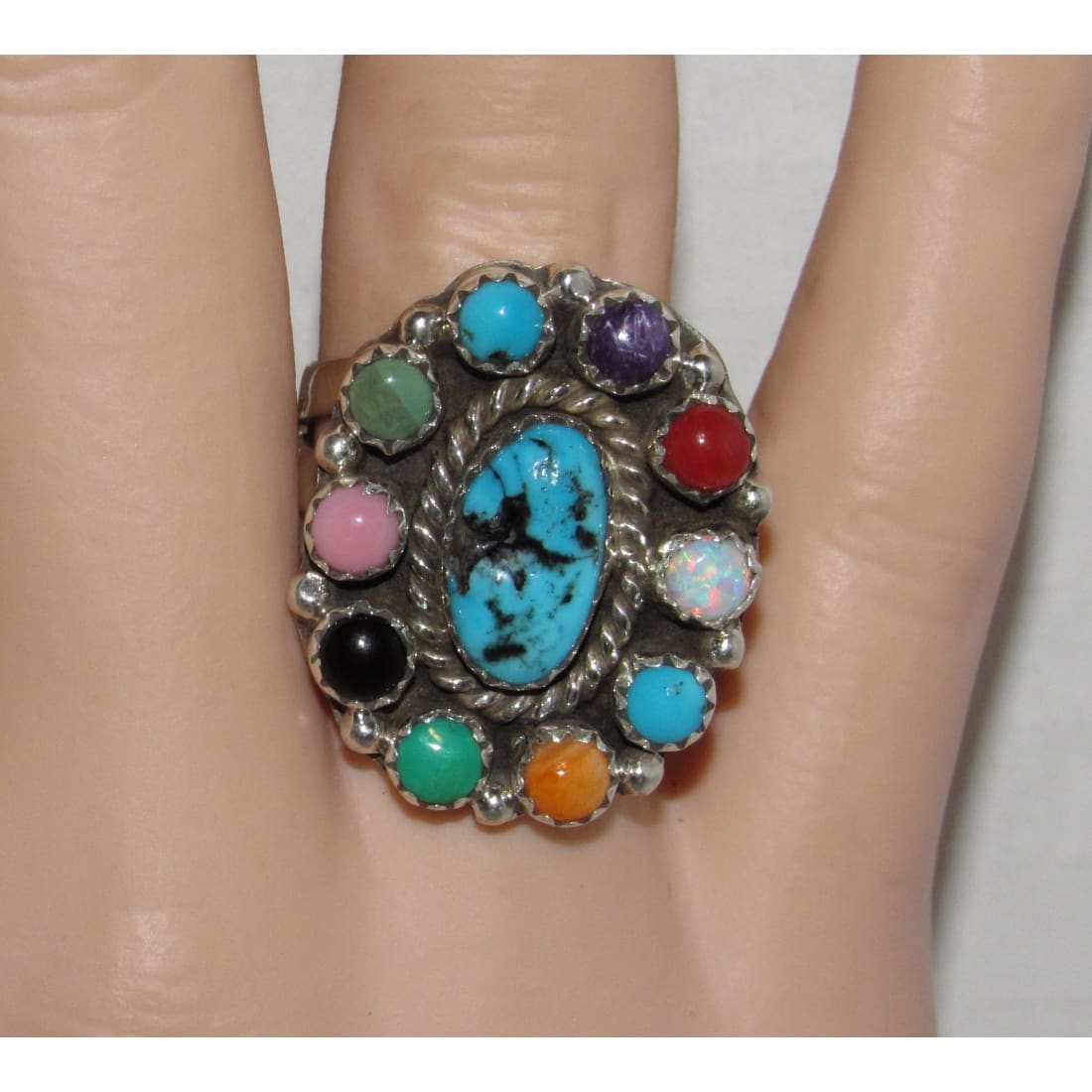 Navajo jewelry, Zuni Jewelry, Old Pawn Navajo, Old Pawn Zuni, Navajo Turquoise Rings, Navajo turquoise jewelry, Zuni turquoise jewelry, American Indian Jewelry, Navajo Bracelets, Zuni Bracelets, Navajo Rings, Zuni Rings, Old Pawn jewelry, Navajo Necklaces, Zuni Necklace