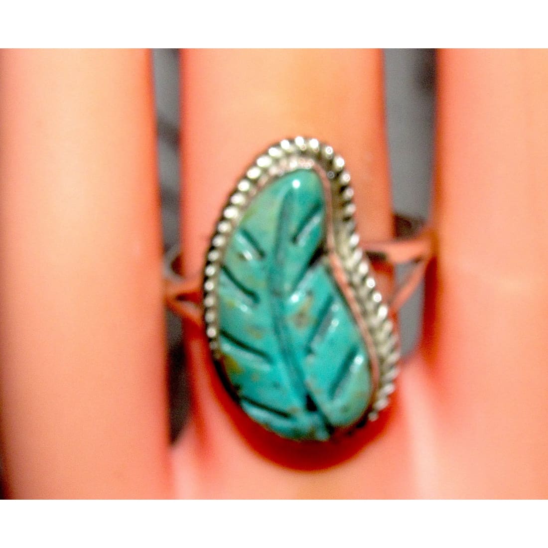Zuni Carved Royston Turquoise Leaf Ring Size 8 Sterling Silver Native American