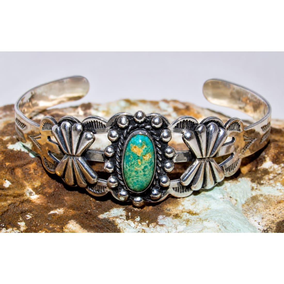 VTG Navajo Cerillos Turquoise Bracelet Navajo Ingot Sterling Cuff