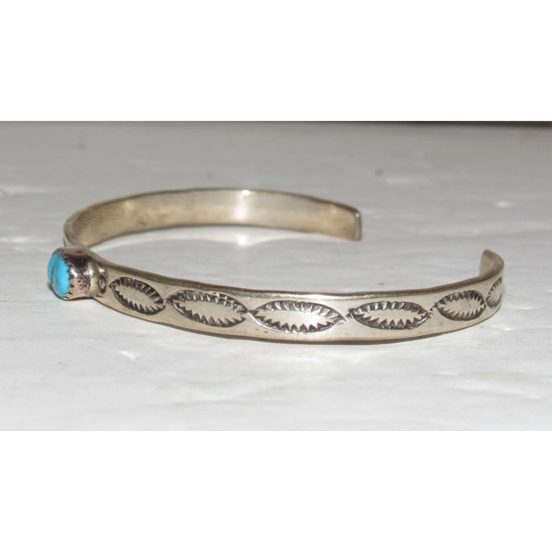 Navajo jewelry, Zuni Jewelry, Old Pawn Navajo, Old Pawn Zuni, Navajo Turquoise Rings, Navajo turquoise jewelry, Zuni turquoise jewelry, American Indian Jewelry, Navajo Bracelets, Zuni Bracelets, Navajo Rings, Zuni Rings, Old Pawn jewelry, Navajo Necklaces, Zuni Necklace