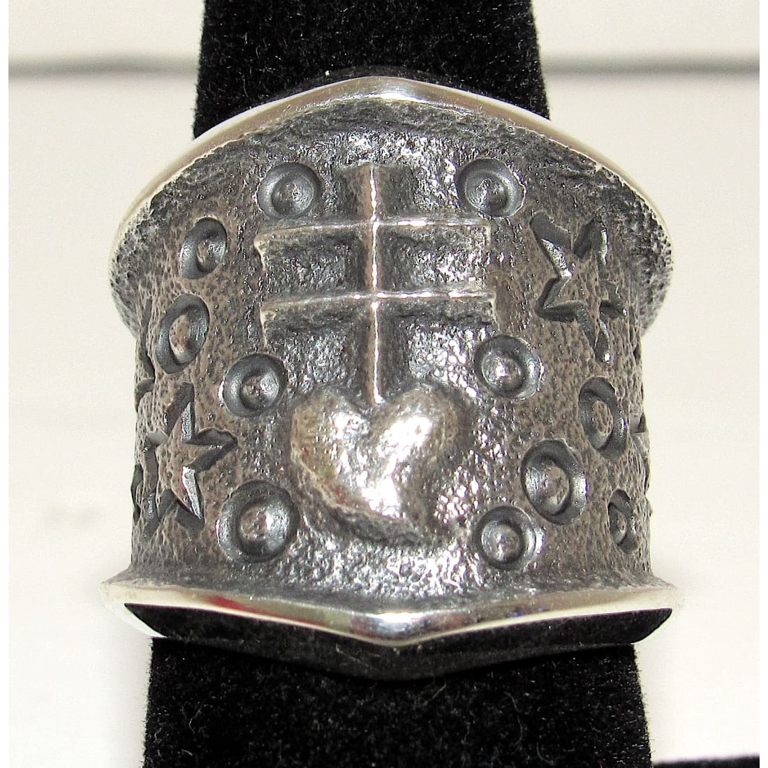 Navajo Kevin Yazzie Pueblo Cross Ring Size 8 Sand Cast Tufa