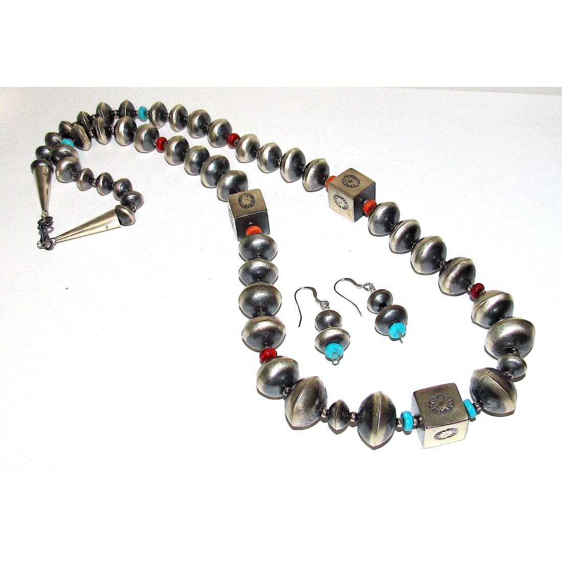 Navajo Pearls Necklace Earrings set sterling silver