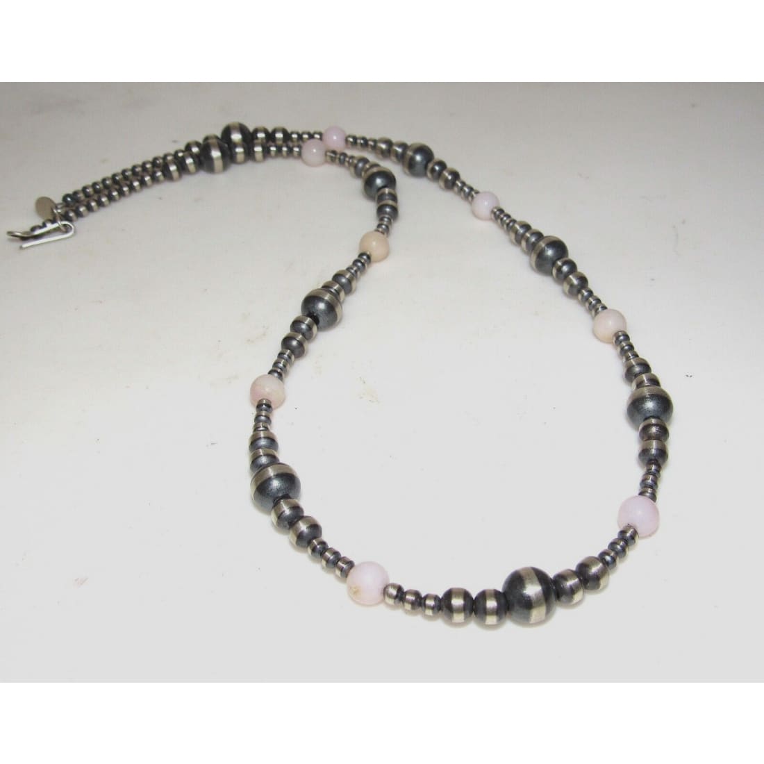 Navajo Pearls Necklace Sterling Silver Pink Conch Shell