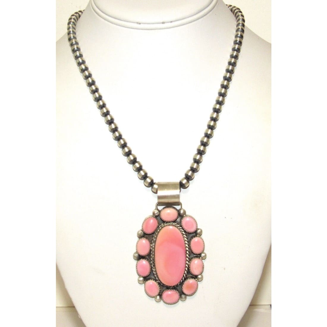 Navajo Pink Conch Cluster Pendant Navajo Pearls Necklace M.