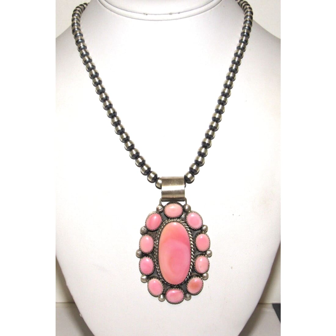 Navajo Pink Conch Cluster Pendant Navajo Pearls Necklace M.