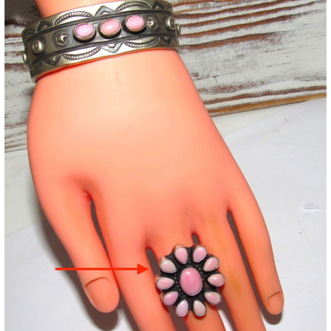 Navajo Pink Conch Cluster Ring Size 7 Sterling Silver Betta