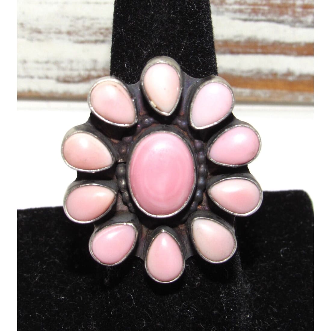 Navajo Pink Conch Cluster Ring Size 7 Sterling Silver Betta