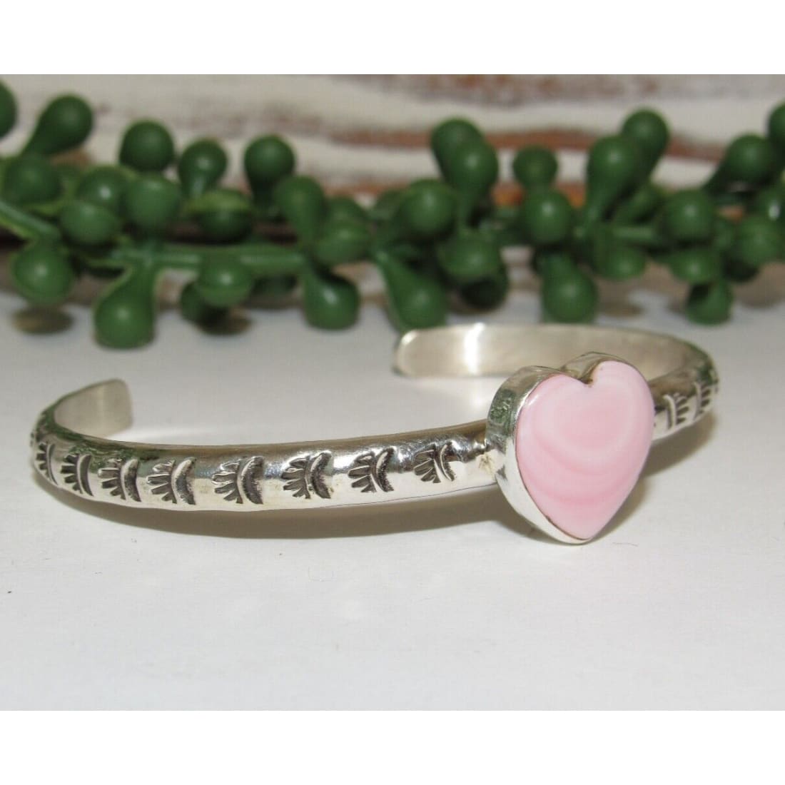 Navajo Pink Conch Heart Bracelet Stacker Sterling Silver