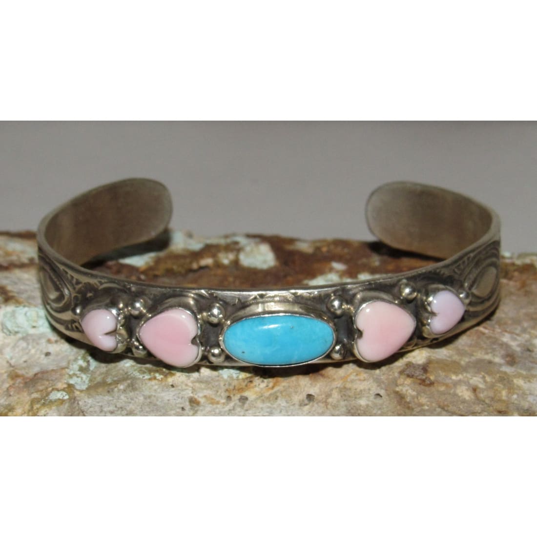 Navajo Pink Conch Hearts & Turquoise Bracelet Stacker