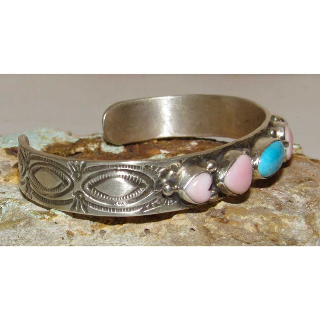 Navajo Pink Conch Hearts & Turquoise Bracelet Stacker