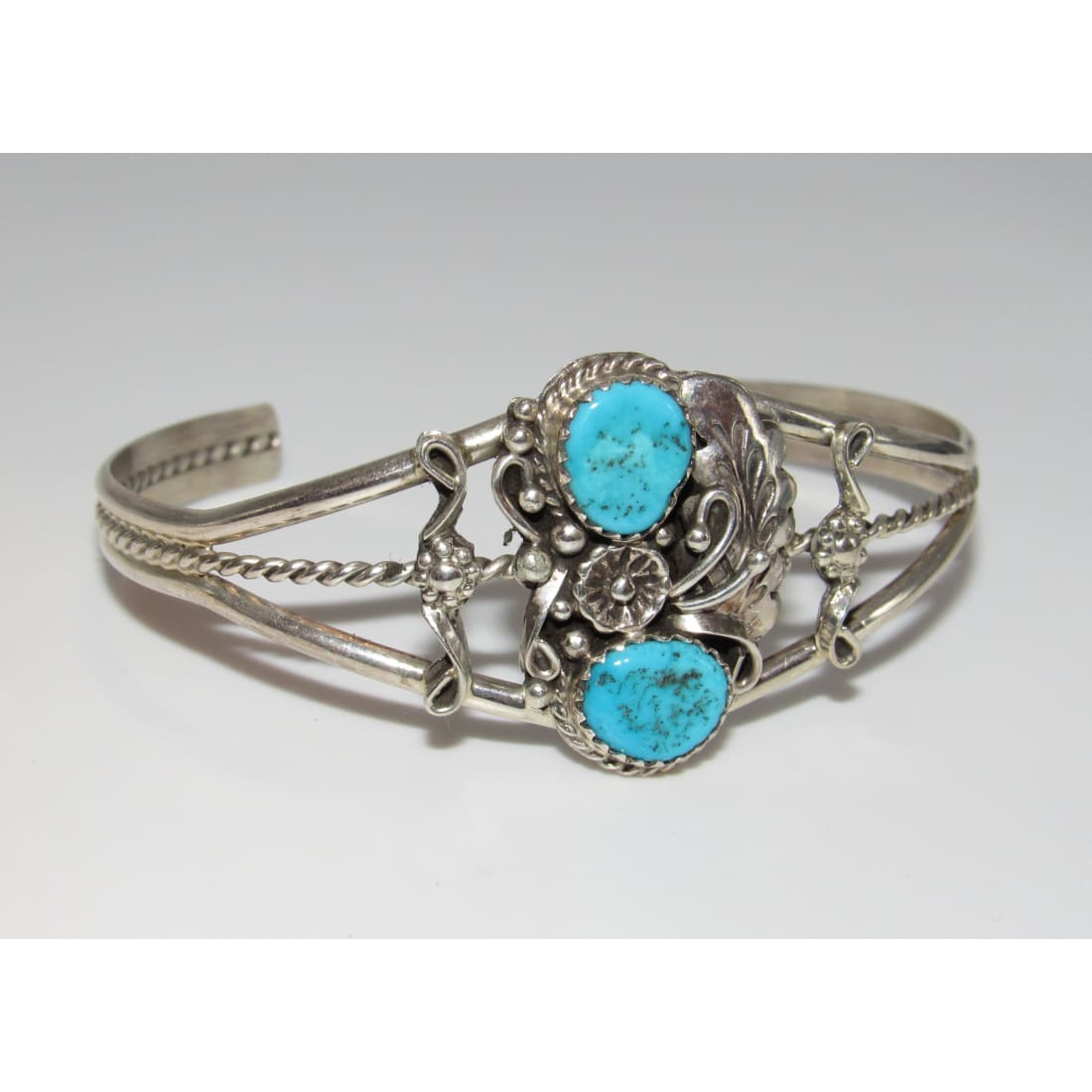 Navajo Turquoise Cuff Bracelet Sterling Silver Native