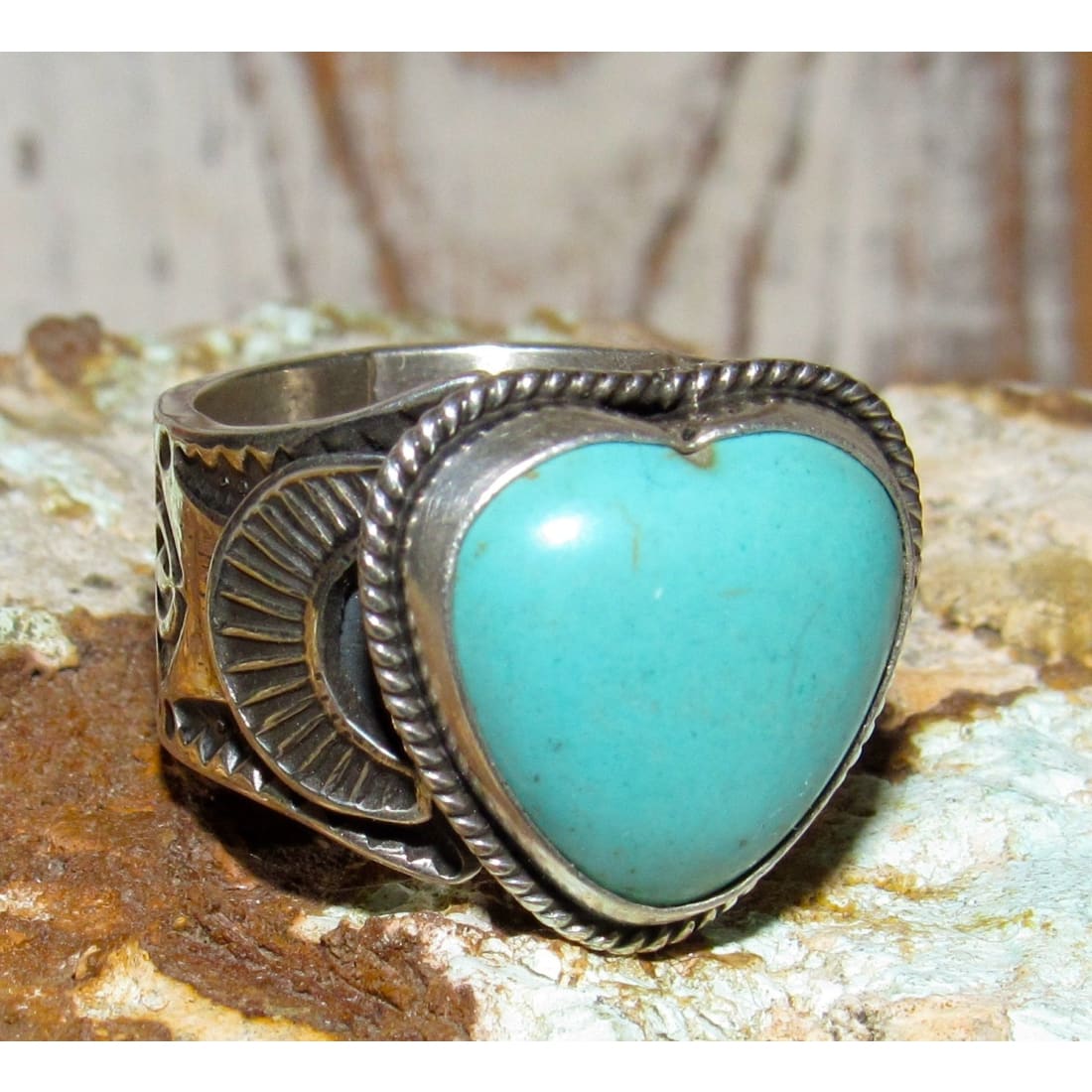 Navajo Turquoise Heart Ring B. Reeves Size 8.5 Sterling