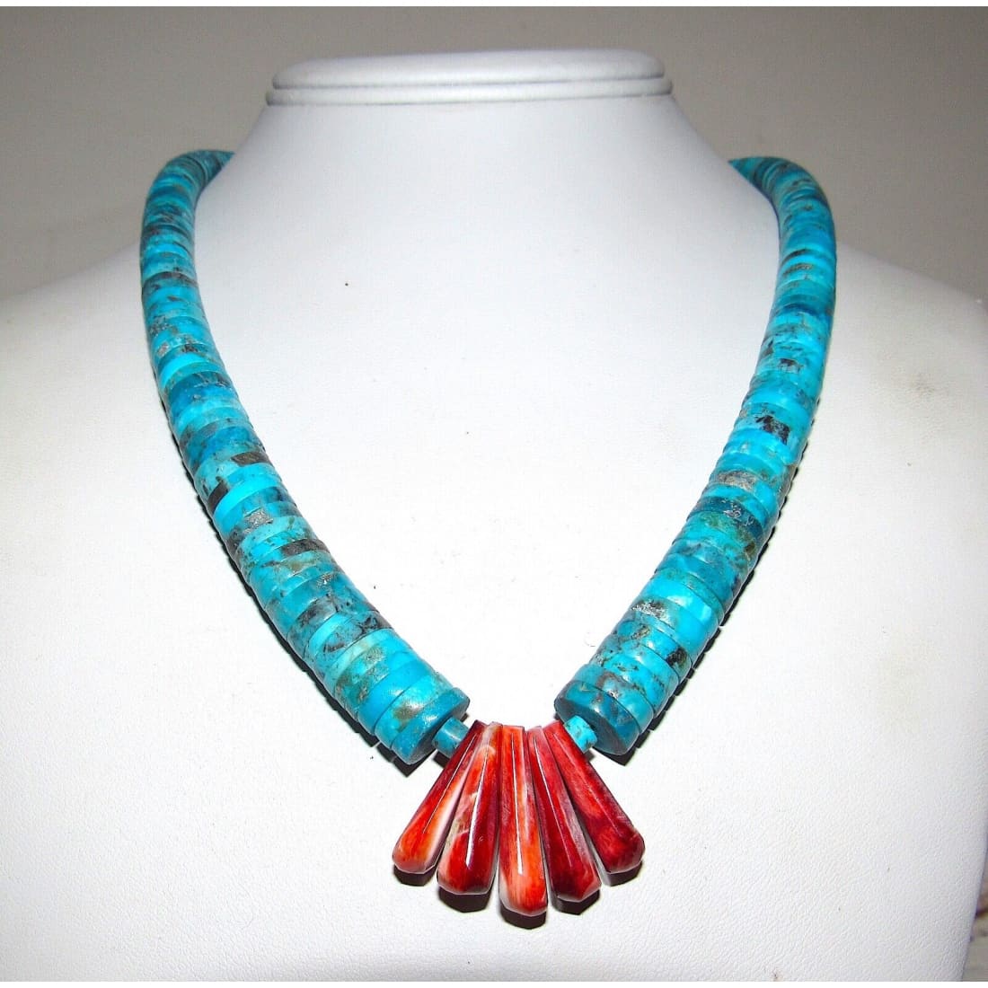 Santo Domingo Kingman Turquoise Red Spiny Heishi Necklace