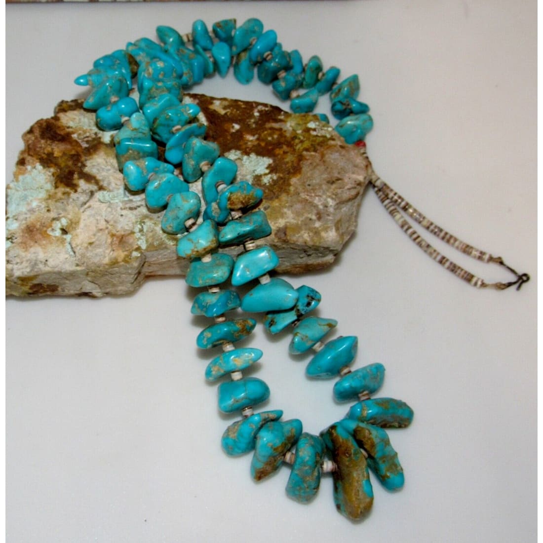 Phenomenal Vintage Native American Navajo Coral Sterling Silver Necklace Phenomenal Vintage Native American Navajo Coral Sterling Silver Necklace