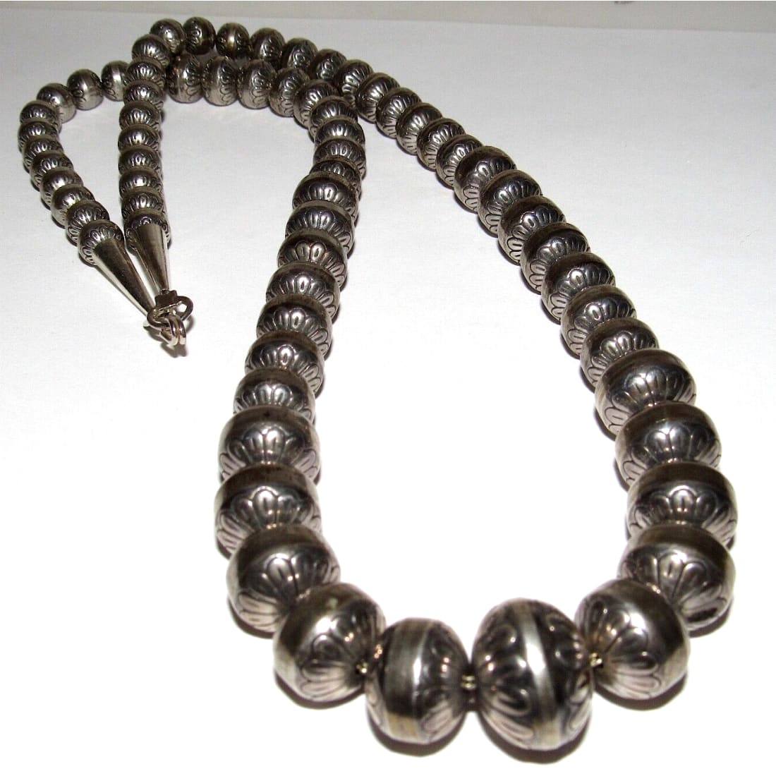VTG Navajo Pearls Necklace Hand Stamped Graduated Saucer