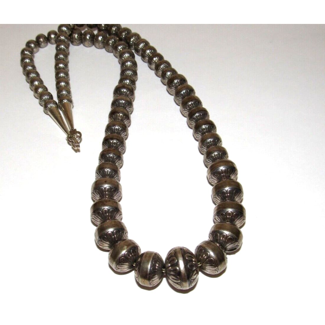 VTG Navajo Pearls Necklace Hand Stamped Graduated Saucer