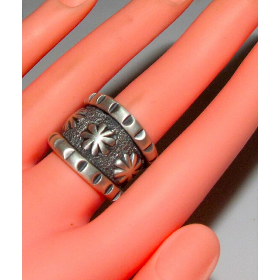 Navajo MONTY CLAW Ring Size 8 Tufa Cast Sterling Silver