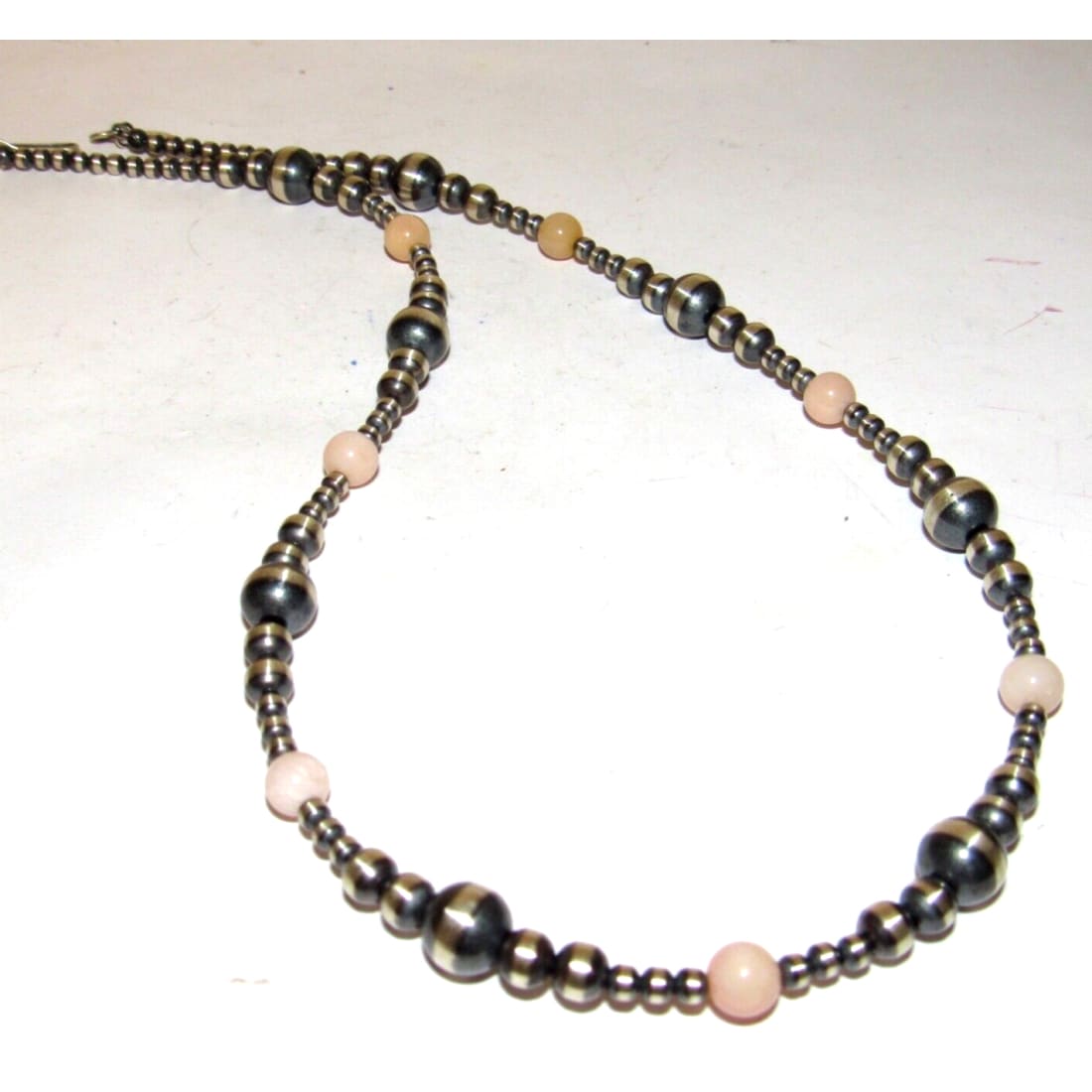 Navajo Pearls Choker Necklace Sterling Silver Pink Shell 16