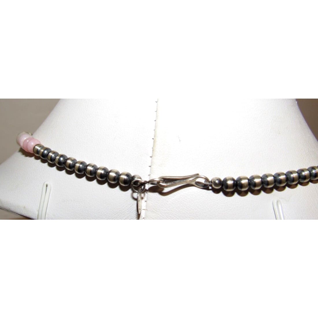 Navajo Pearls Choker Necklace Sterling Silver Pink Shell 16