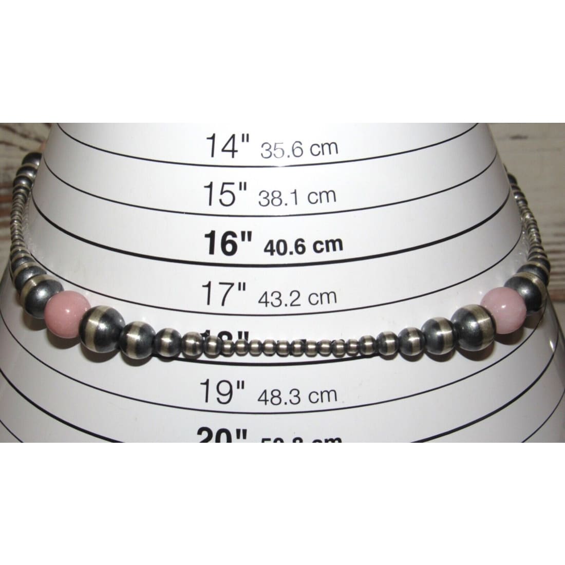 Navajo Pearls Necklace Sterling Silver Pink Conch Shell 18