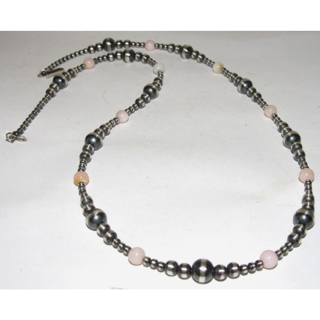 Navajo Pearls Necklace Sterling Silver Pink Conch Shell 20