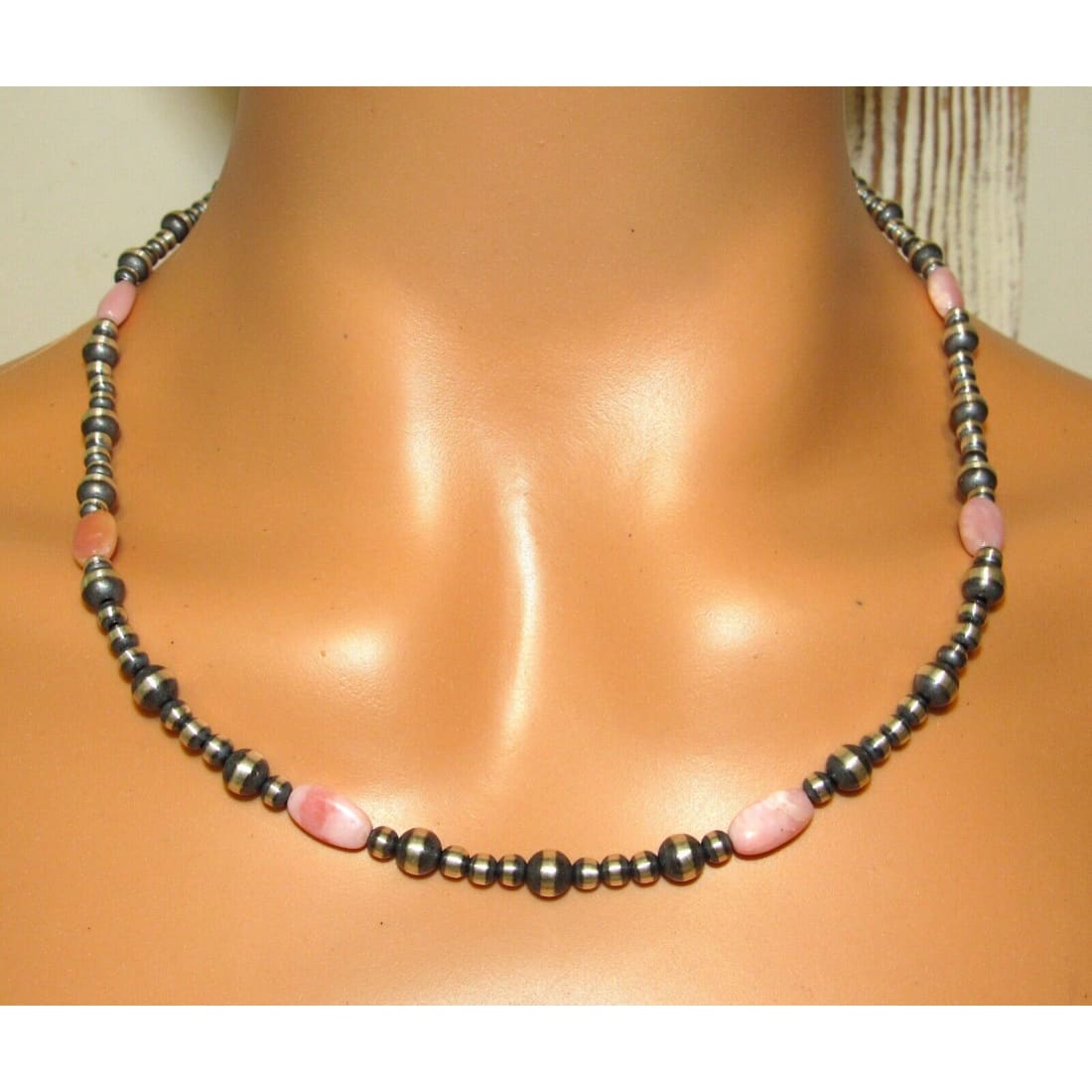 Navajo Pearls Necklace Sterling Silver Pink Conch Shell 20