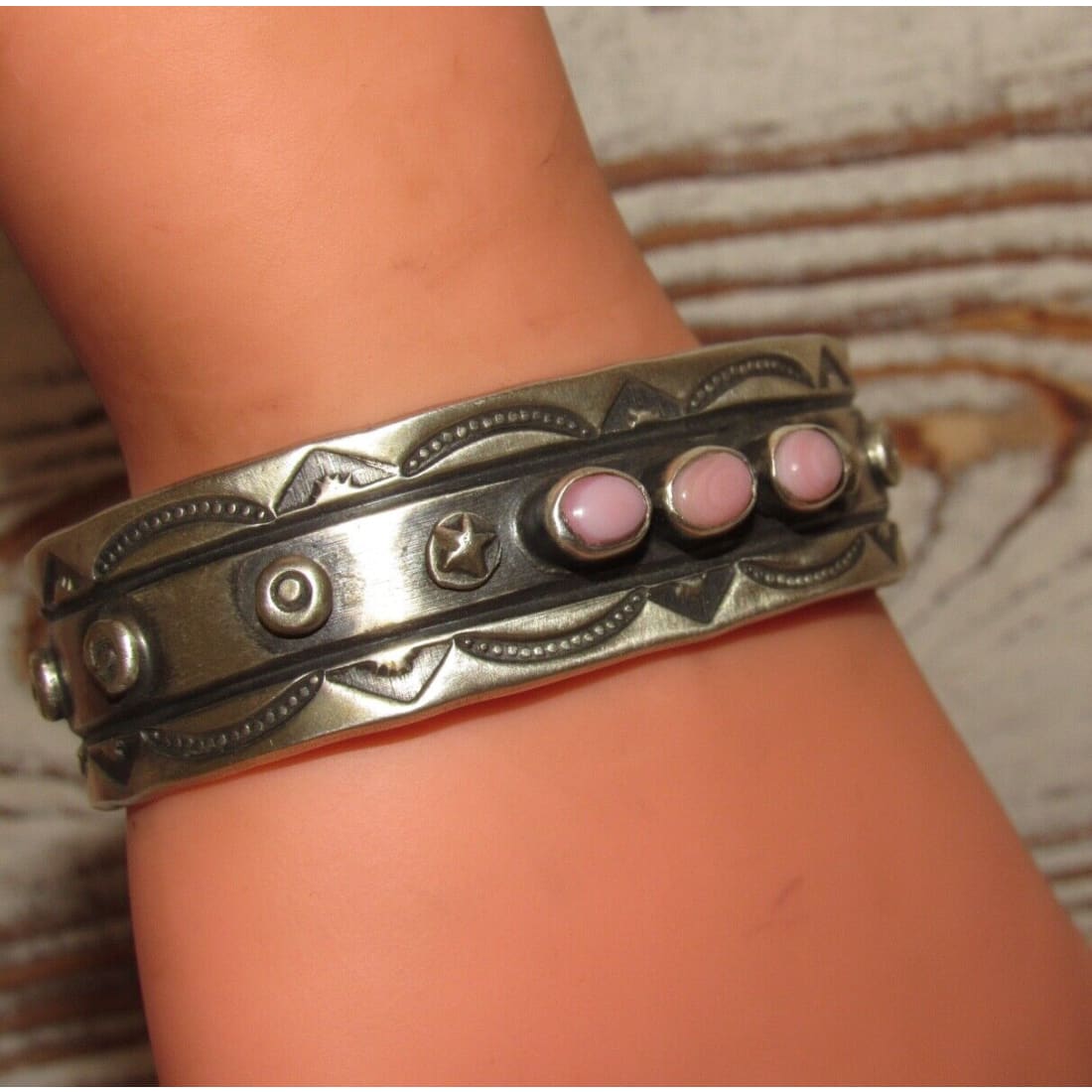 Navajo Pink Shell Stacker Cuff Bracelet Chimney Butte