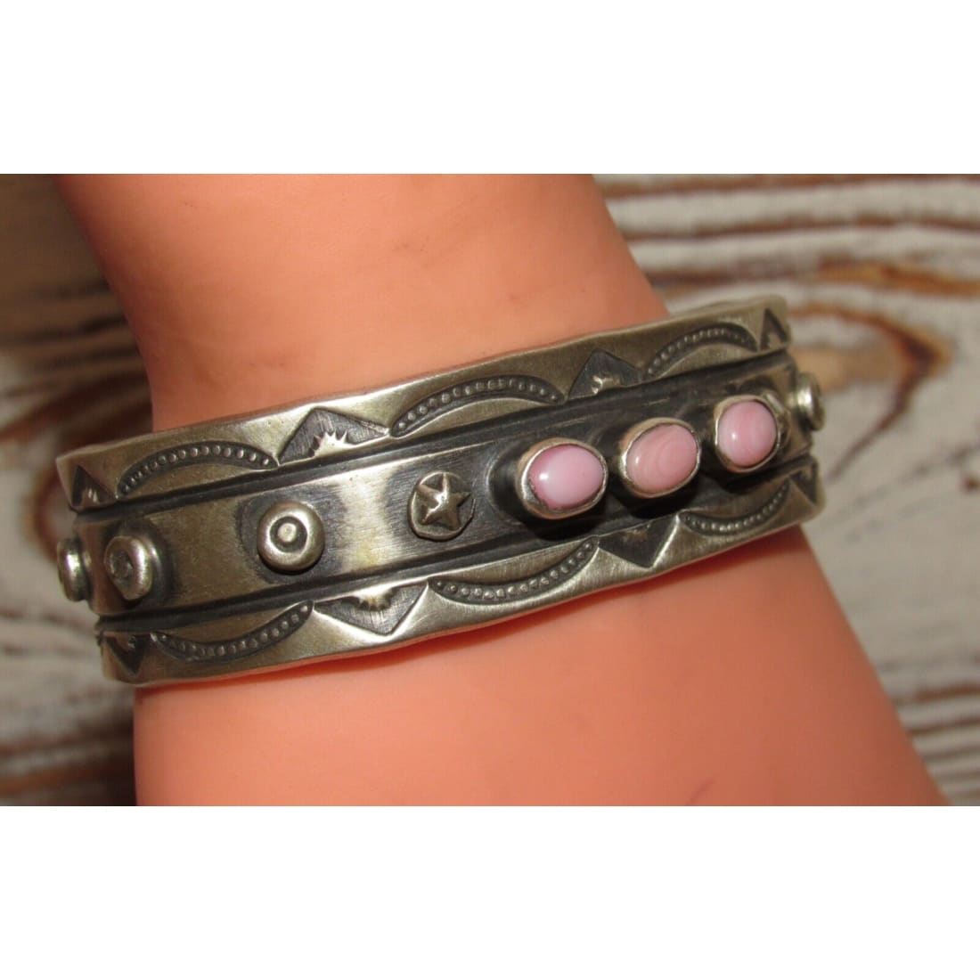 Navajo Pink Shell Stacker Cuff Bracelet Chimney Butte