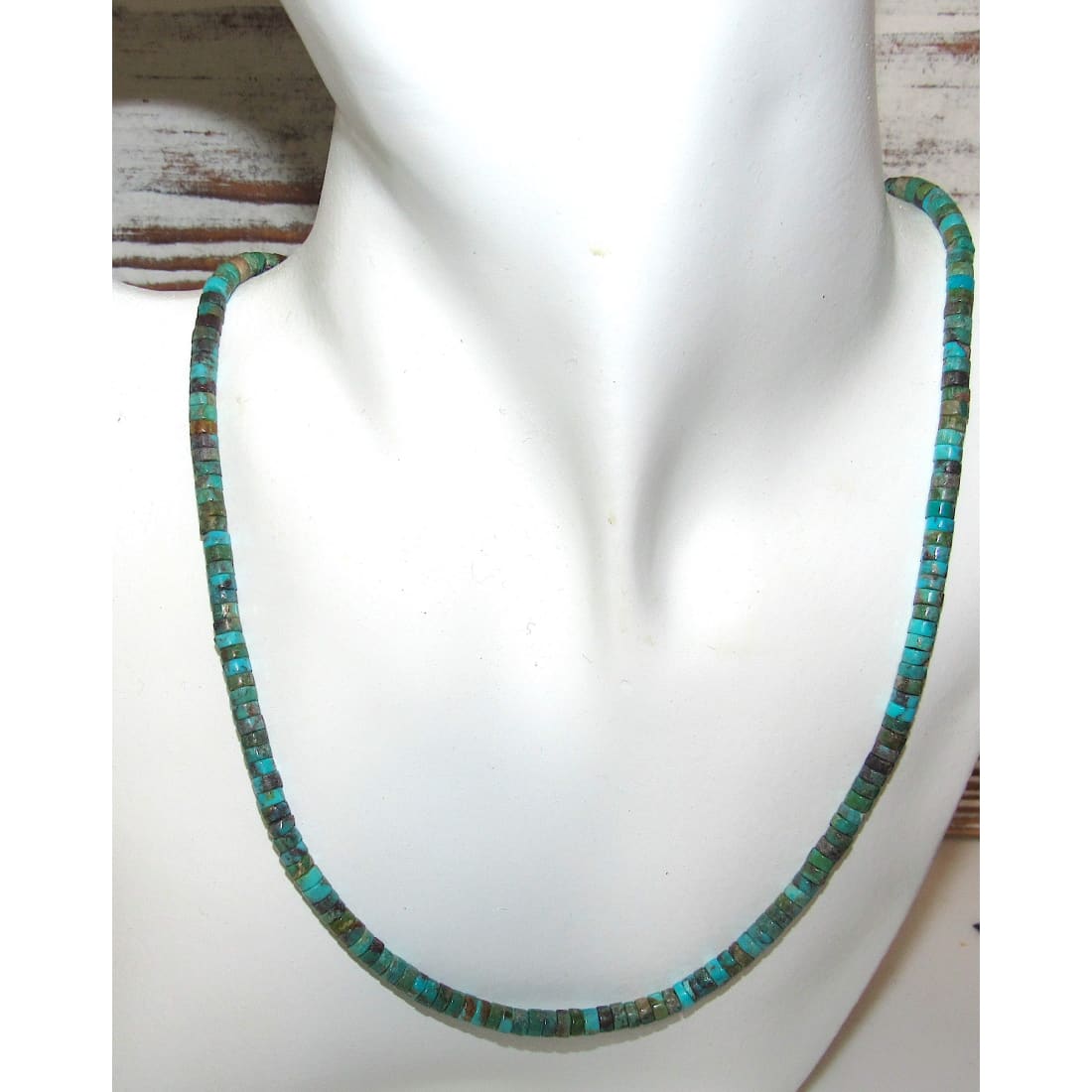 Navajo Rolled Turquoise Heishi Necklace One Strand 18L