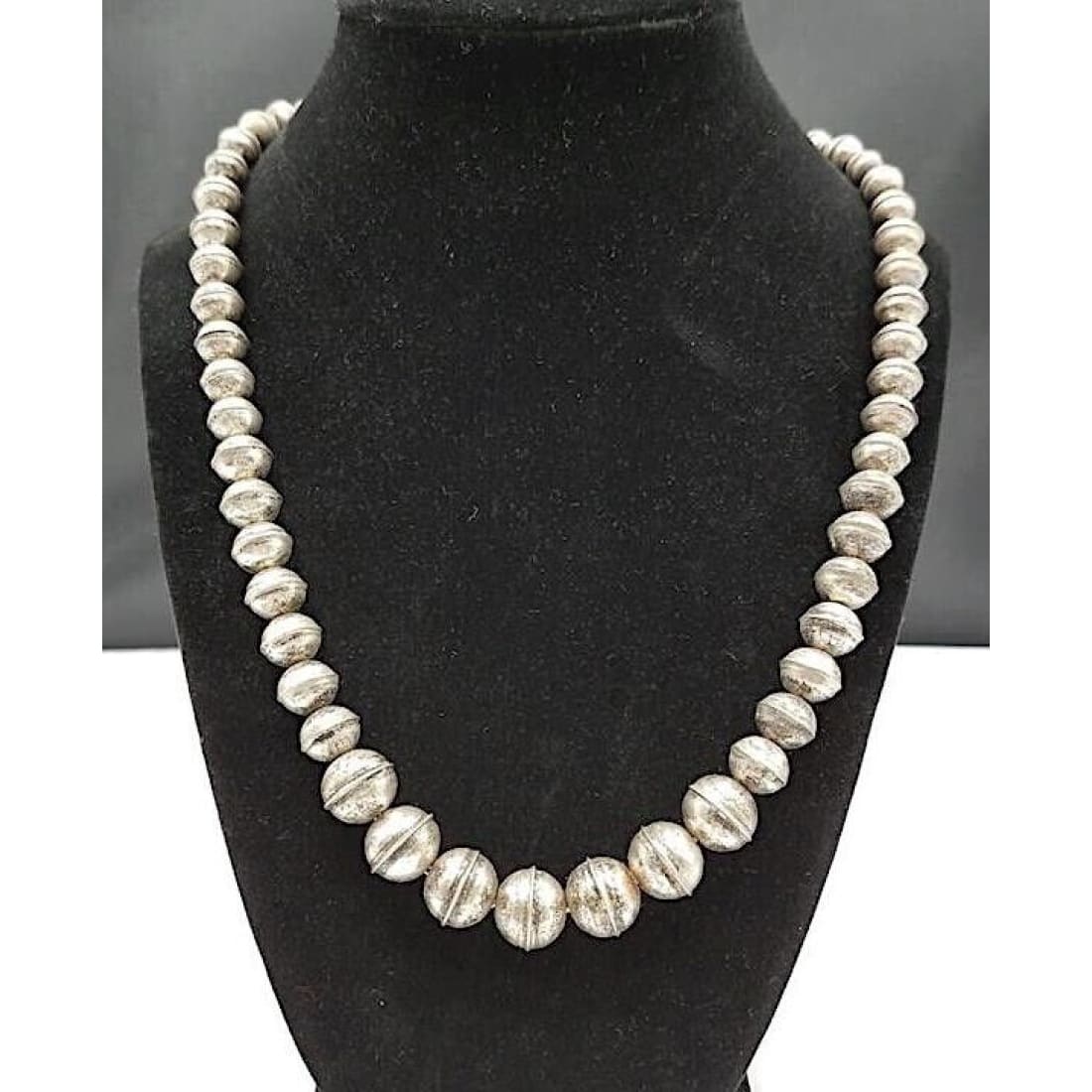Old Pawn Navajo Pearls Necklace Graduated Beads Sterling