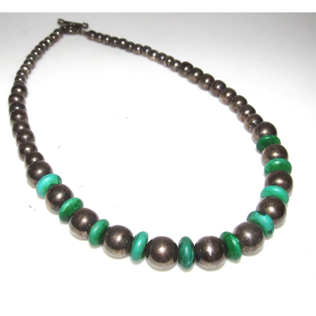 Old Pawn Navajo Pearls Necklace Graduated Beads Sterling