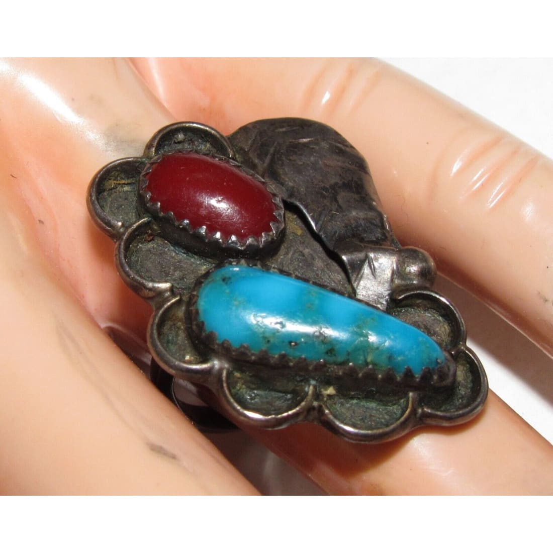 Old Pawn Navajo Sterling Turquoise Coral Statement Ring Size