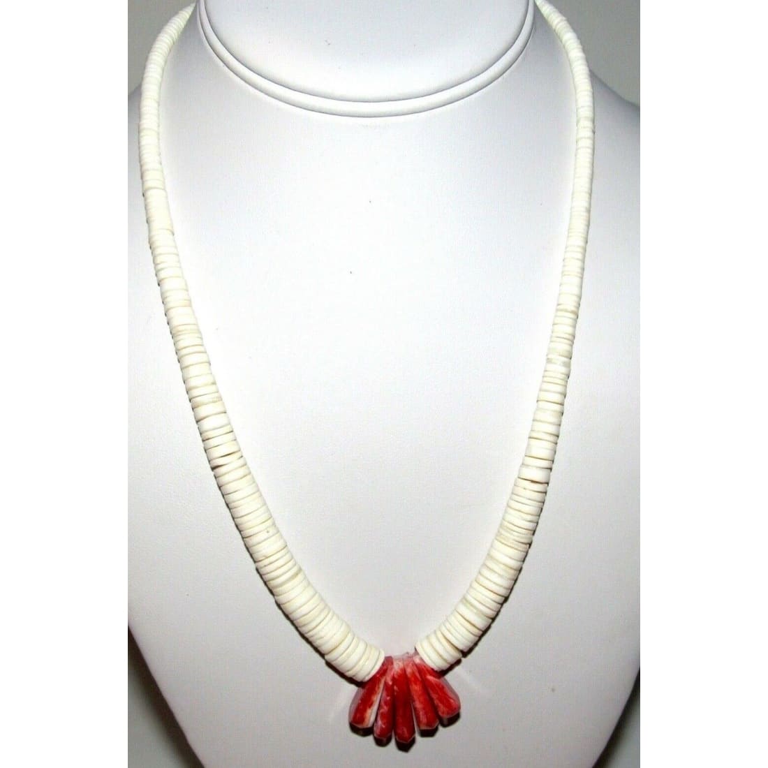 Santo Domingo Heishi Necklace Lupe Lovato White Shell Spiny
