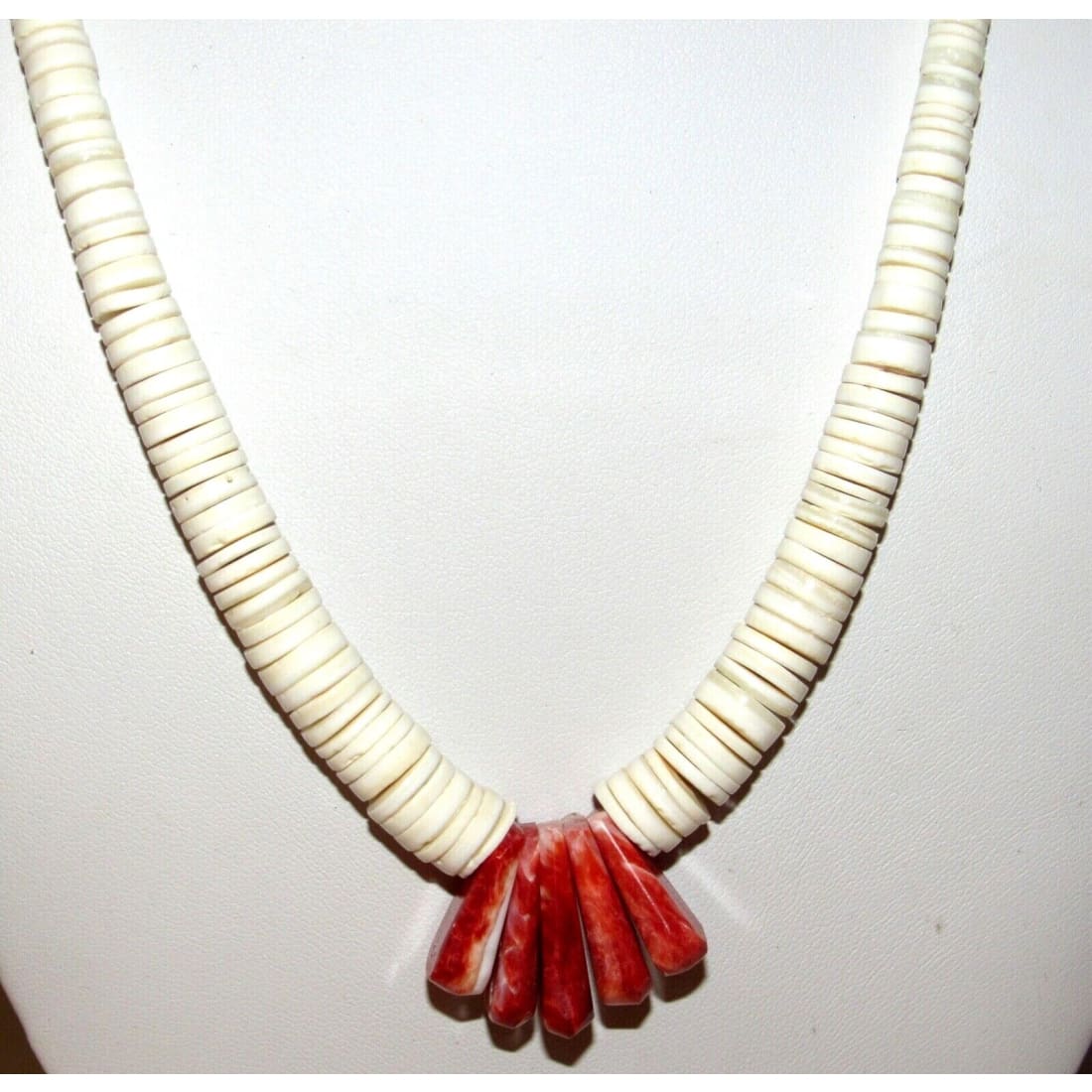 Santo Domingo Heishi Necklace Lupe Lovato White Shell Spiny