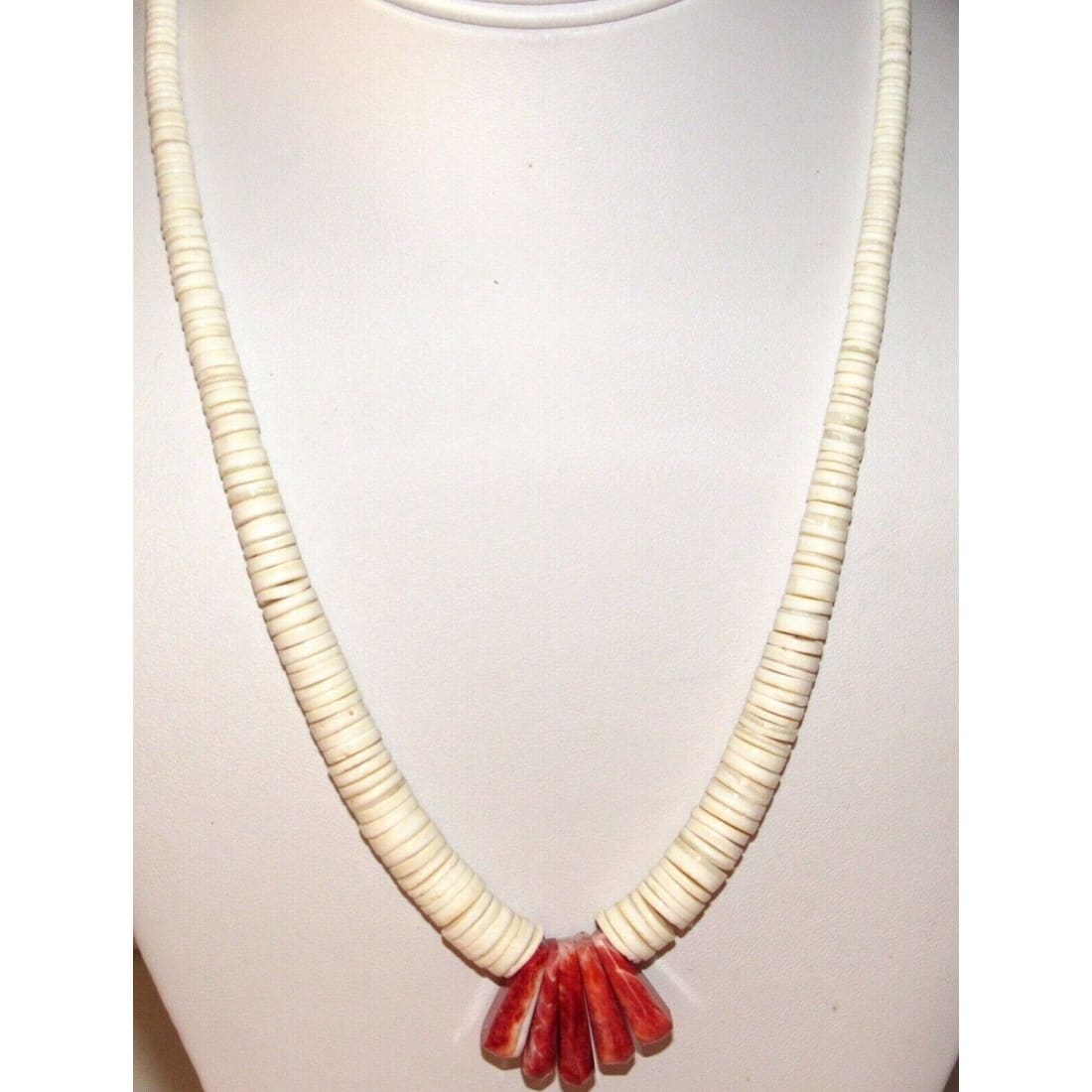 Santo Domingo Heishi Necklace Lupe Lovato White Shell Spiny