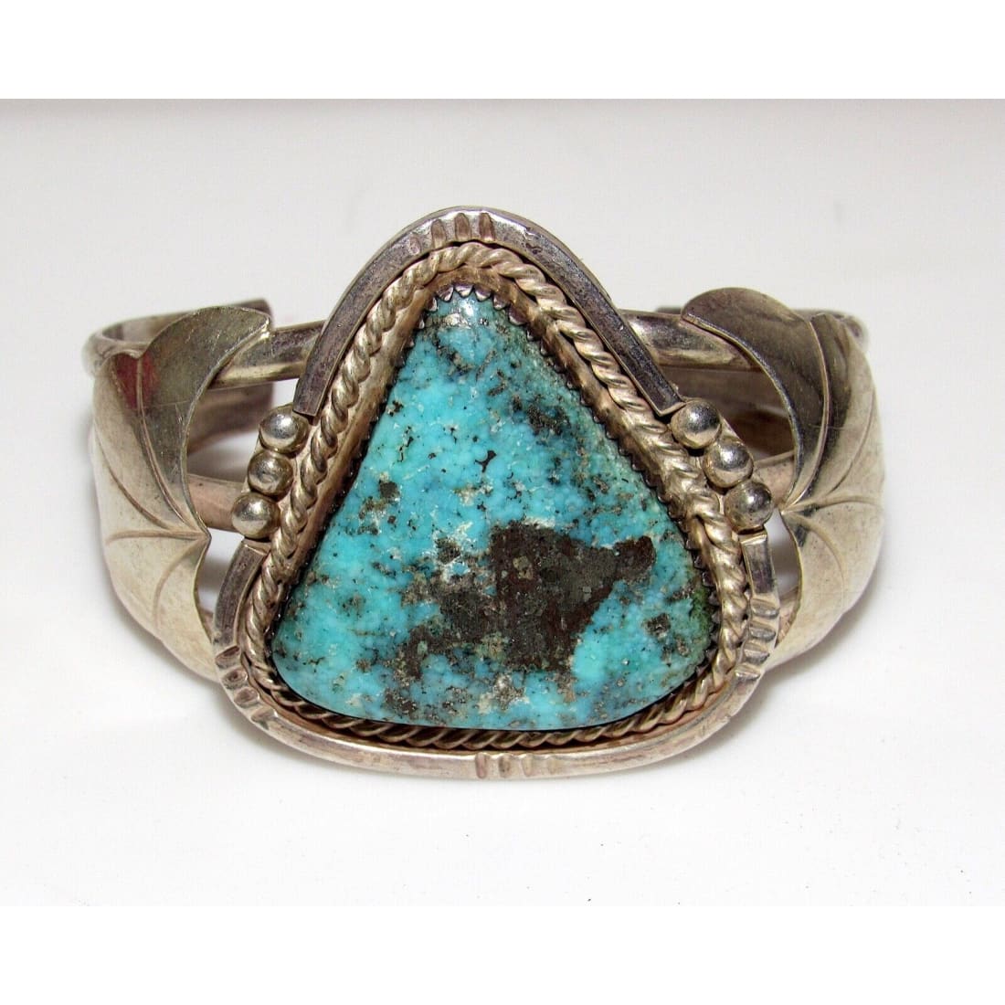 VTG Massive Navajo Kingman Turquoise Cuff Bracelet Sterling