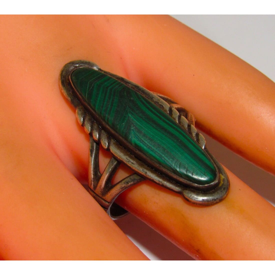 VTG Navajo Malachite Turquoise Ring Size 8.5 Sterling Silver