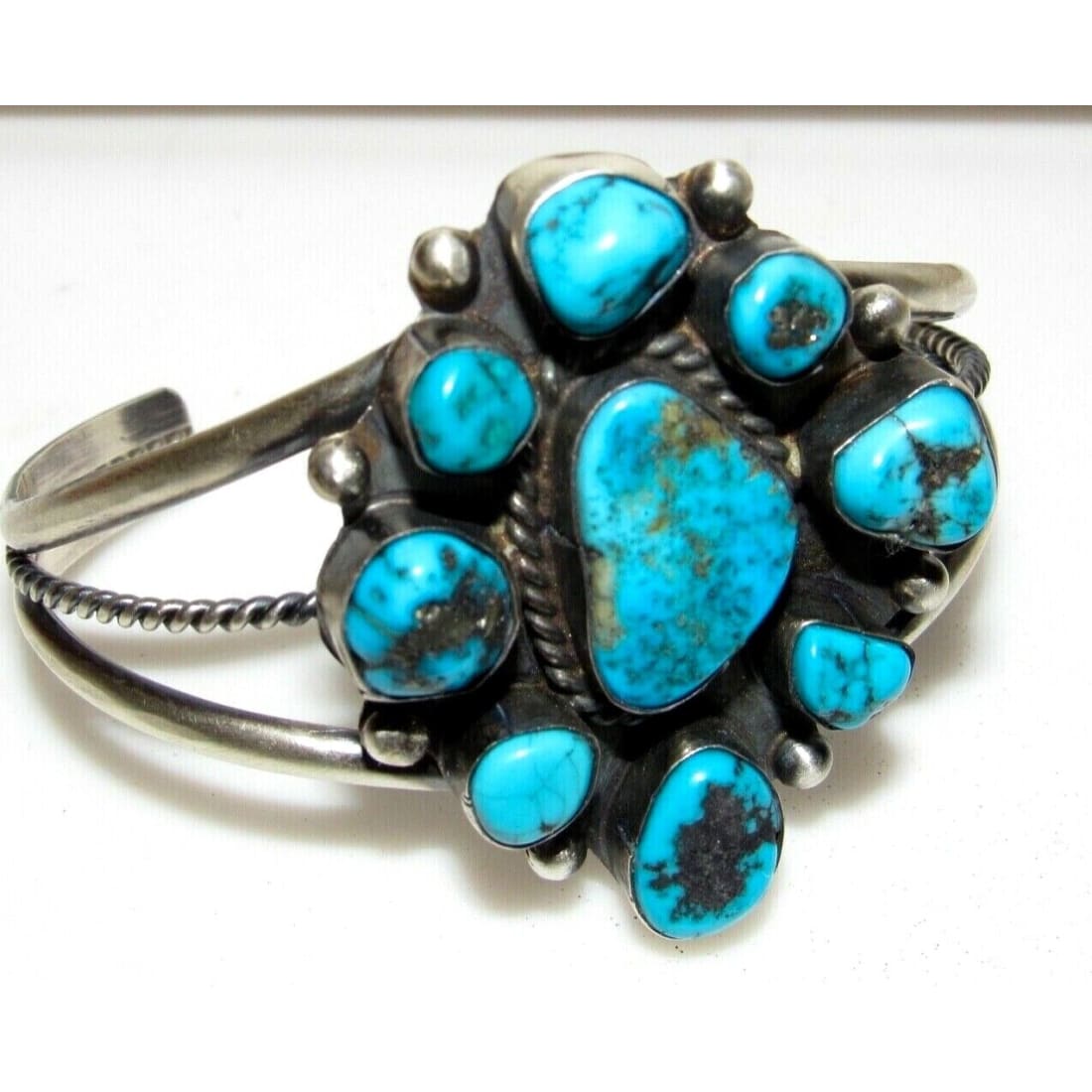 Navajo jewelry, Zuni Jewelry, Old Pawn Navajo, Old Pawn Zuni, Navajo Turquoise Rings, Navajo turquoise jewelry, Zuni turquoise jewelry, American Indian Jewelry, Navajo Bracelets, Zuni Bracelets, Navajo Rings, Zuni Rings, Old Pawn jewelry, Navajo Necklaces, Zuni Necklace