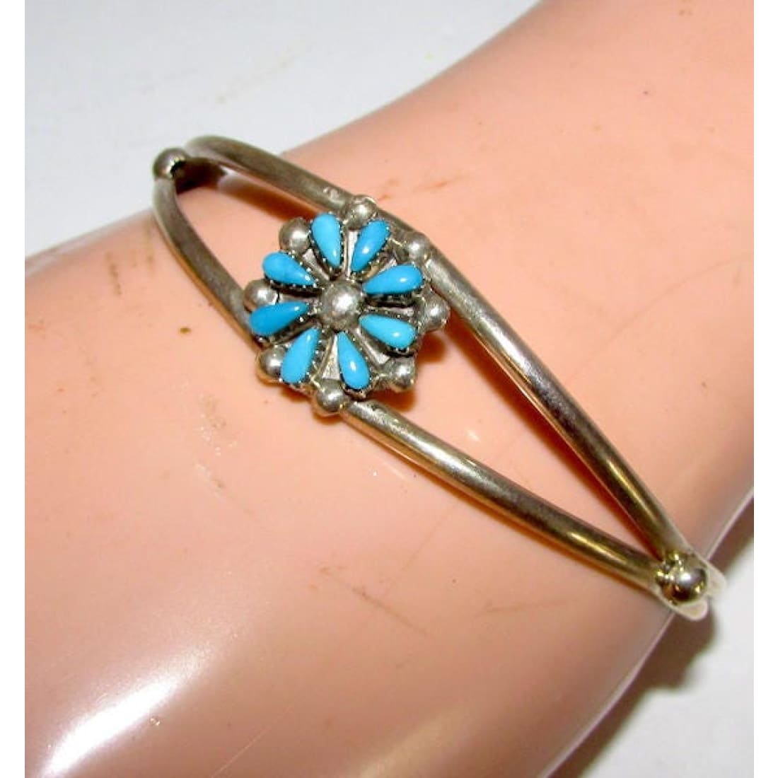 ZUNI Sterling Silver Turquoise Cluster Cuff Bracelet D.S. Leekity Signed Native American The Southwestern Style Gallery