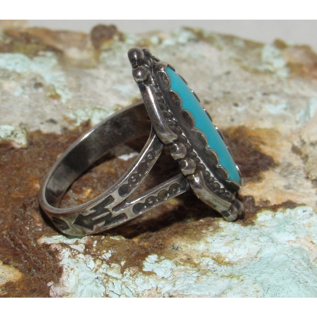 Navajo jewelry, Zuni Jewelry, Old Pawn Navajo, Old Pawn Zuni, Navajo Turquoise Rings, Navajo turquoise jewelry, Zuni turquoise jewelry, American Indian Jewelry, Navajo Bracelets, Zuni Bracelets, Navajo Rings, Zuni Rings, Old Pawn jewelry, Navajo Necklaces, Zuni Necklace
