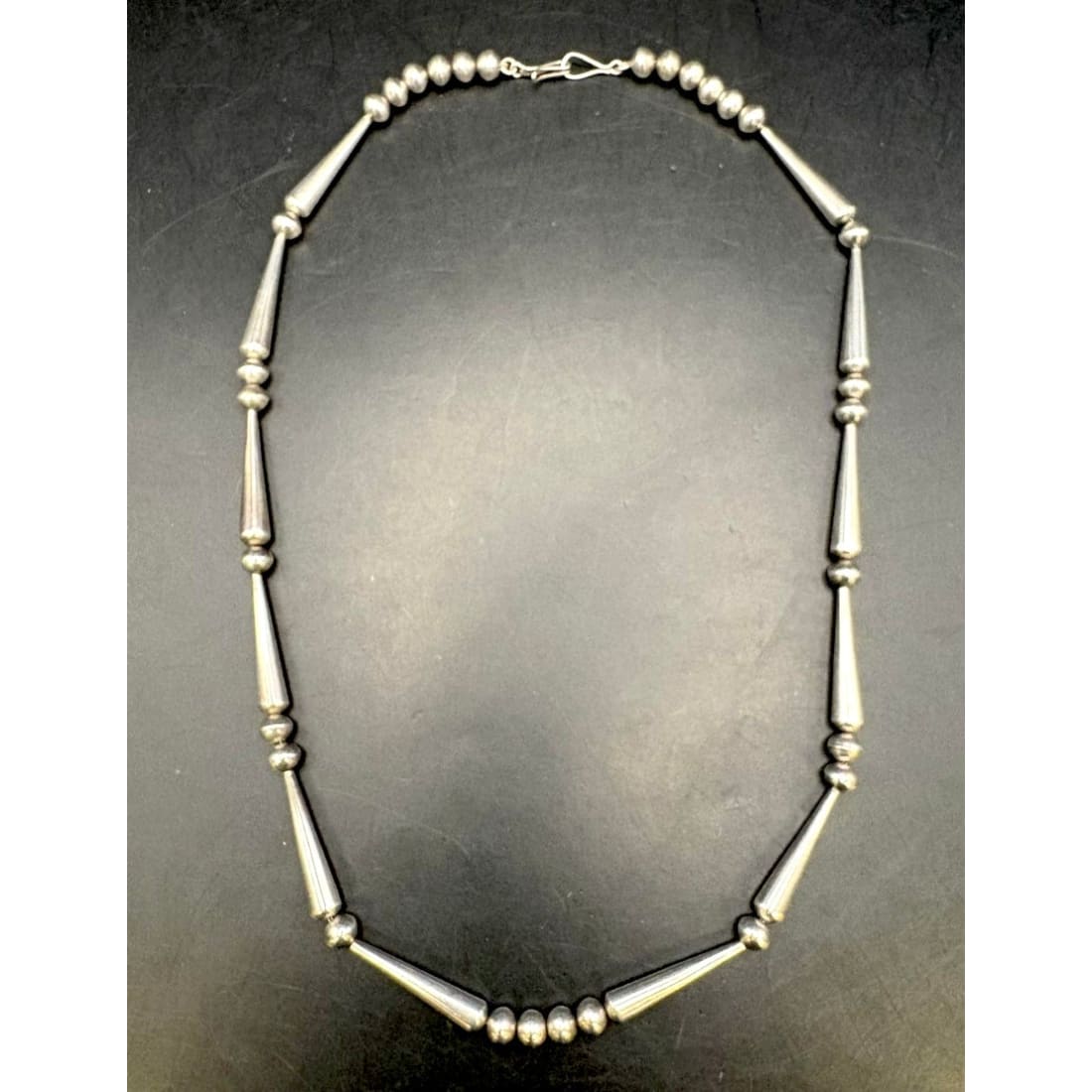 Vintage Navajo Pearls Necklace Rare Cone & Saucer Beads Design Sterling Silver