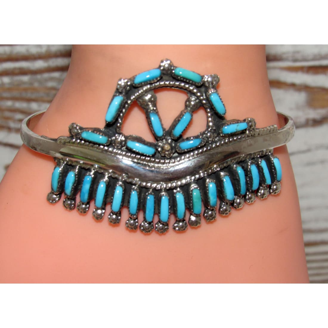 Vintage Zuni Petit Point Turquoise Cuff Bracelet Sterling Silver