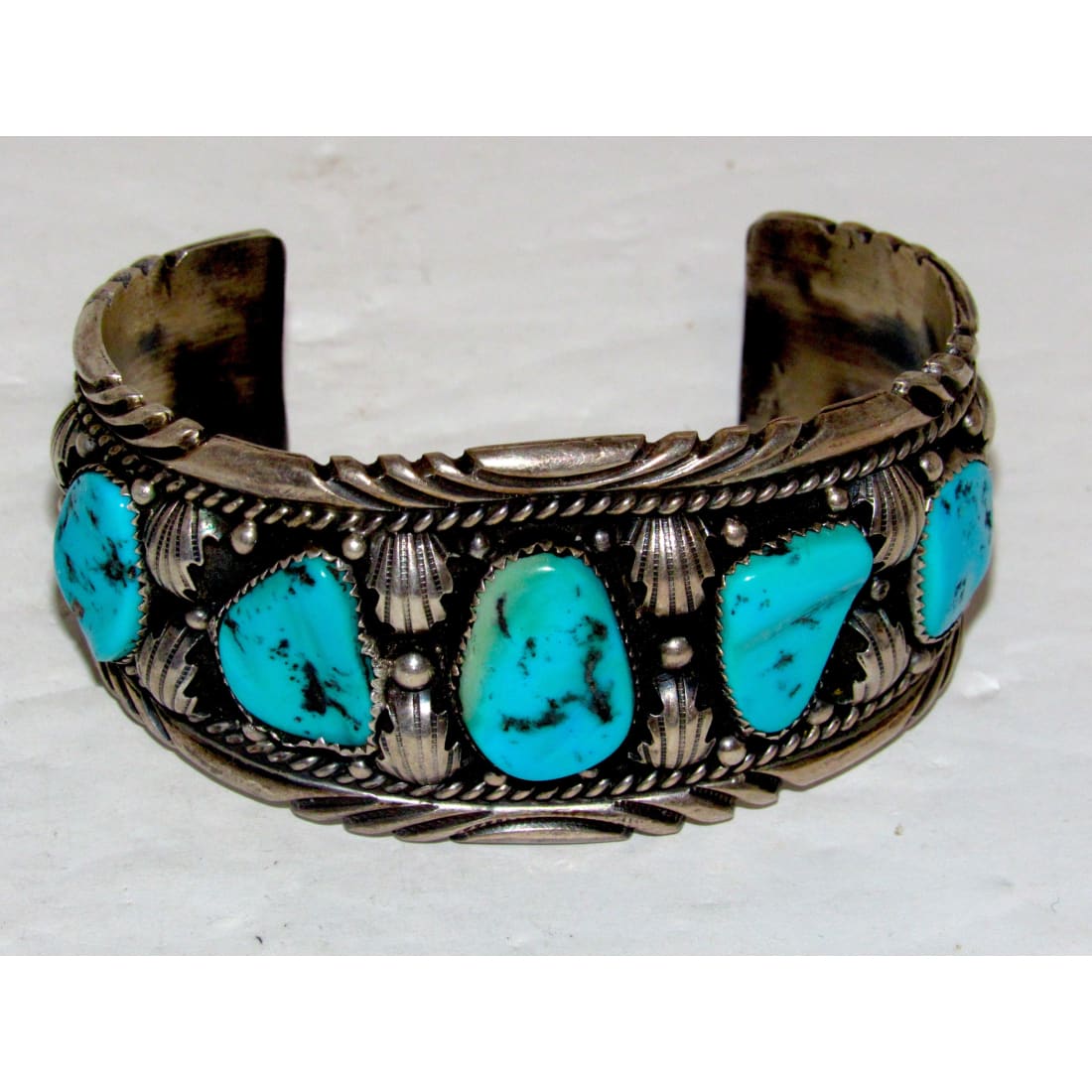 Navajo jewelry, Zuni Jewelry, Old Pawn Navajo, Old Pawn Zuni, Navajo Turquoise Rings, Navajo turquoise jewelry, Zuni turquoise jewelry, American Indian Jewelry, Navajo Bracelets, Zuni Bracelets, Navajo Rings, Zuni Rings, Old Pawn jewelry, Navajo Necklaces, Zuni Necklace
