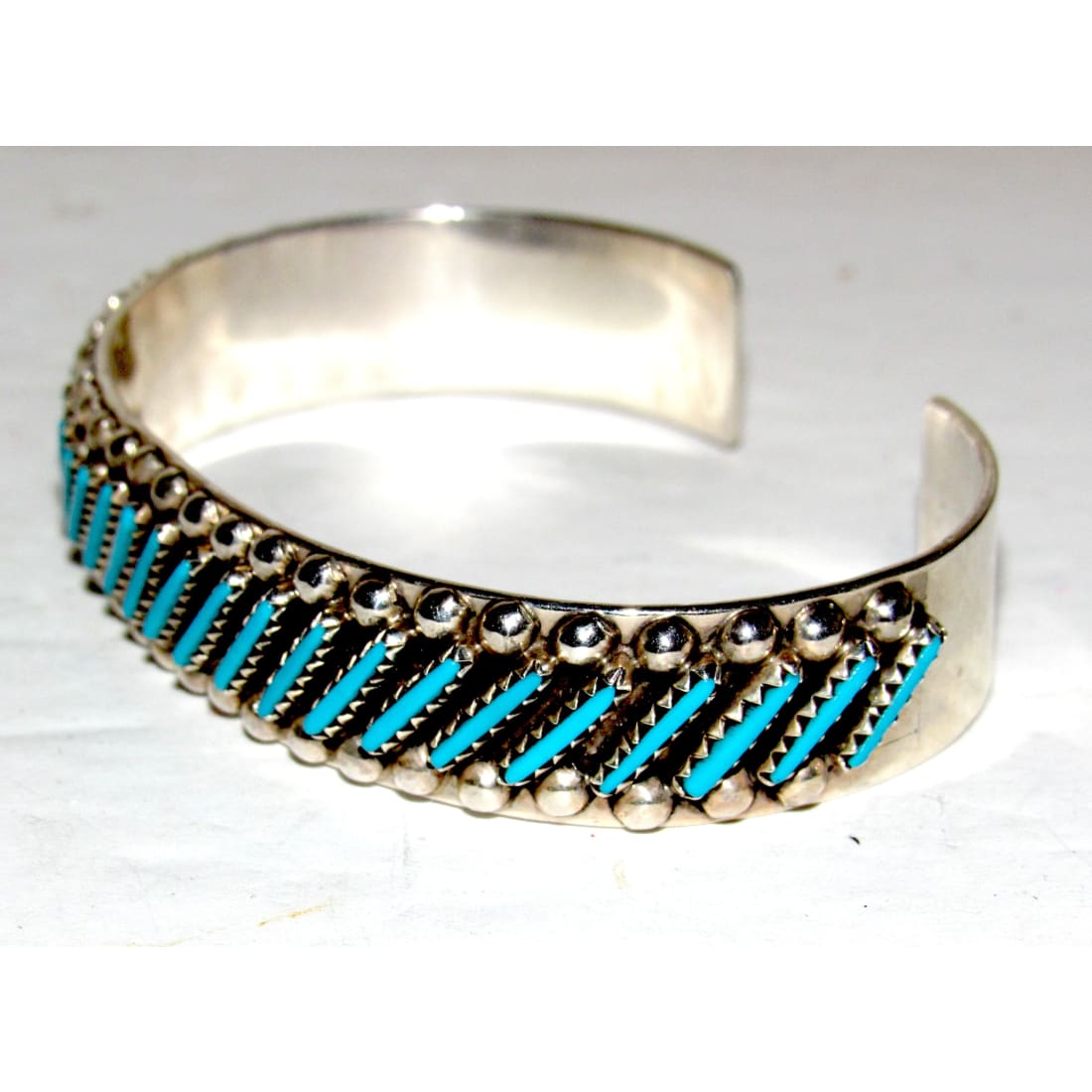 Vintage Zuni Petit Point Turquoise Cuff Bracelet Sterling Silver AV Nastacio