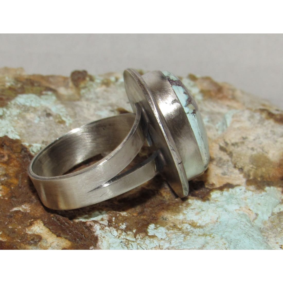 Navajo jewelry, Zuni Jewelry, Old Pawn Navajo, Old Pawn Zuni, Navajo Turquoise Rings, Navajo turquoise jewelry, Zuni turquoise jewelry, American Indian Jewelry, Navajo Bracelets, Zuni Bracelets, Navajo Rings, Zuni Rings, Old Pawn jewelry, Navajo Necklaces, Zuni Necklace