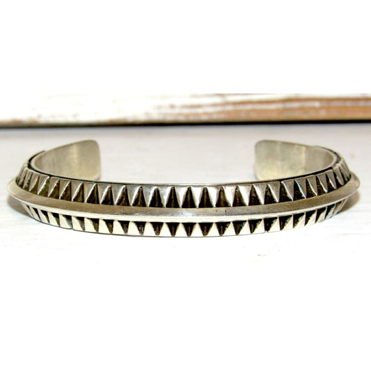 Navajo Carinated Hand Stamped Ingot Double Sided Cuff Bracelet L. Tahe 7"