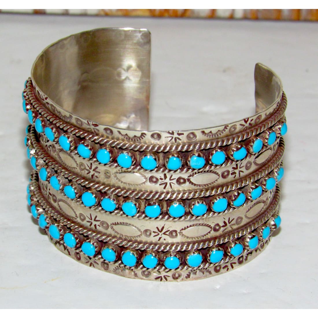 Zuni Sleeping Beauty Mine Snake Eye Turquoise Cuff Bracelet Sterling Signed