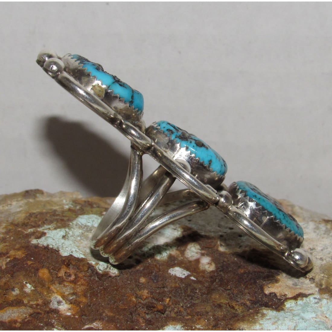 Massive Navajo Kingman Turquoise Ring Size 8.5 Sterling Native American Signed